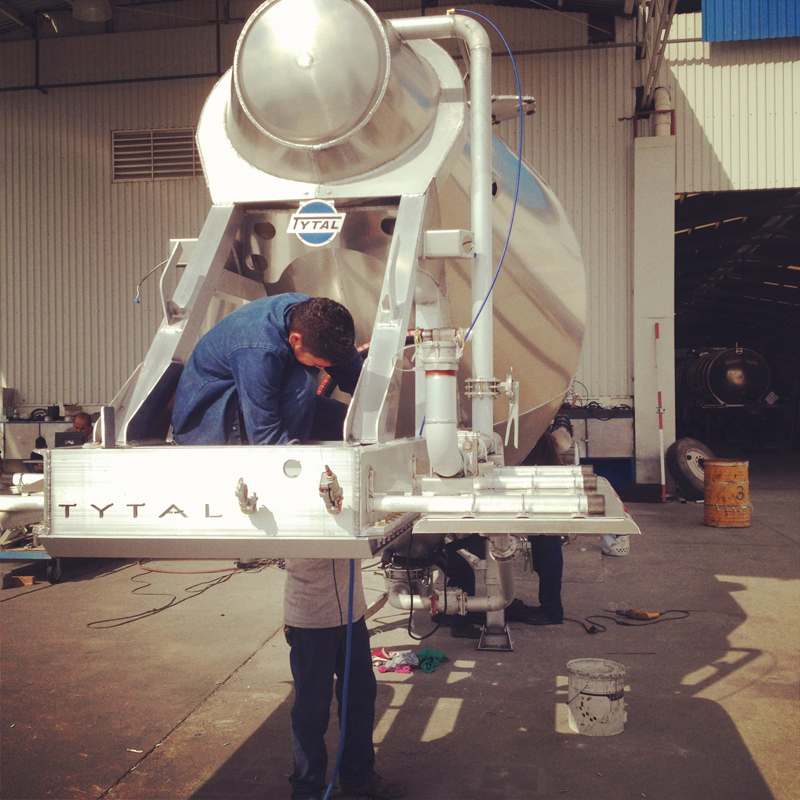 TYTAL DRY BULK TRAILER