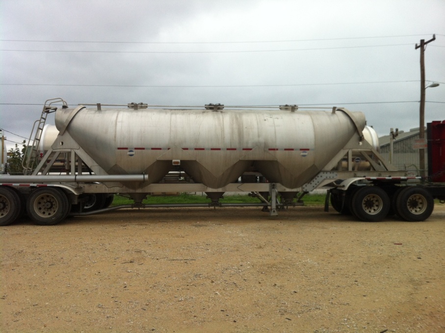 TYTAL USED DRY BULK TRAILER